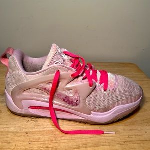 Nike KD 15 "Aunt Pearl"